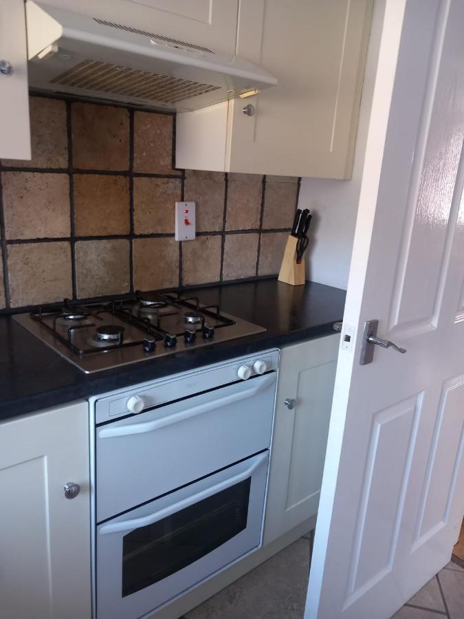 Penllech House - Huku Kwetu Notts - 3 Bedroom Spacious Lovely And Cosy With A Free Parking- Affordable And Suitable To Group Business Travellers Nottingham Exteriör bild