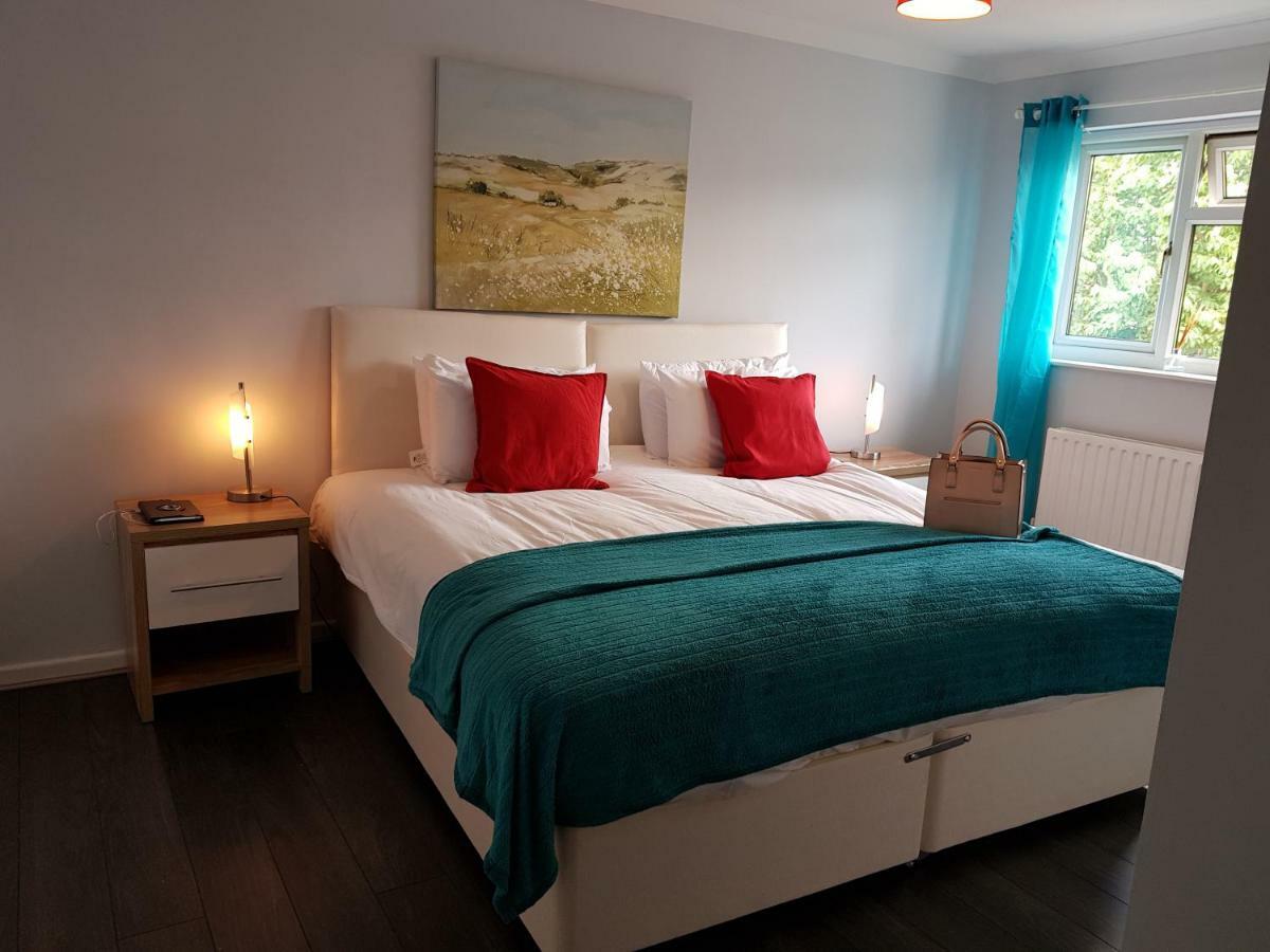 Penllech House - Huku Kwetu Notts - 3 Bedroom Spacious Lovely And Cosy With A Free Parking- Affordable And Suitable To Group Business Travellers Nottingham Exteriör bild